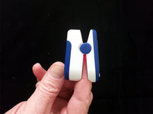 Load image into Gallery viewer, Contec Pulse Oximeter CMS50DA - BYRUS